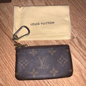 Louis Vuitton monogram coin pouch or cardholder